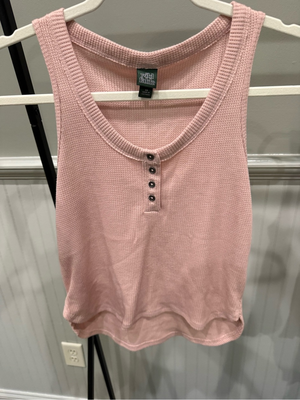 Light Pink Wild Fable Women’s Tank Top with Buttons Size XS